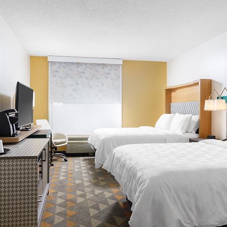 Holiday Inn Cleveland By Ihg Exterior photo