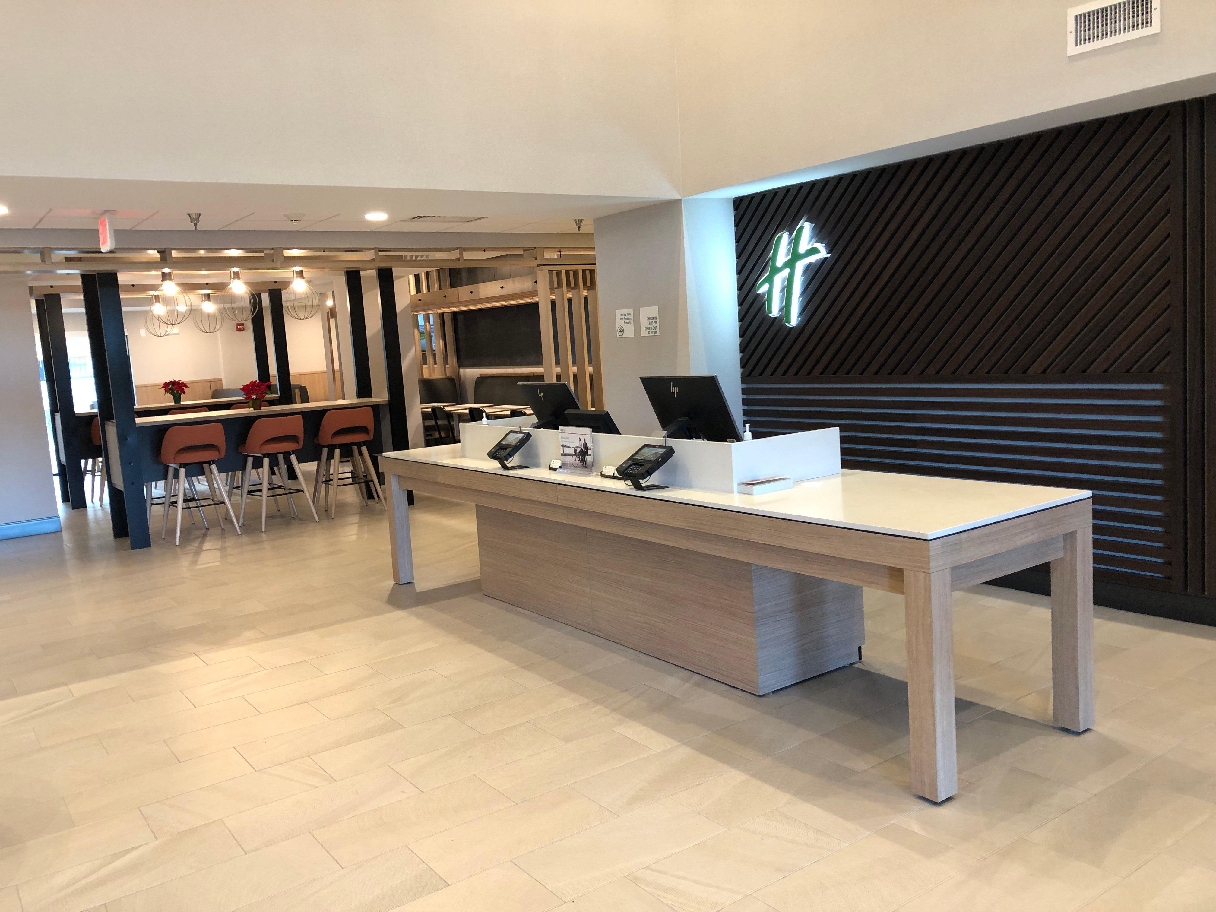 Holiday Inn Cleveland By Ihg Exterior photo