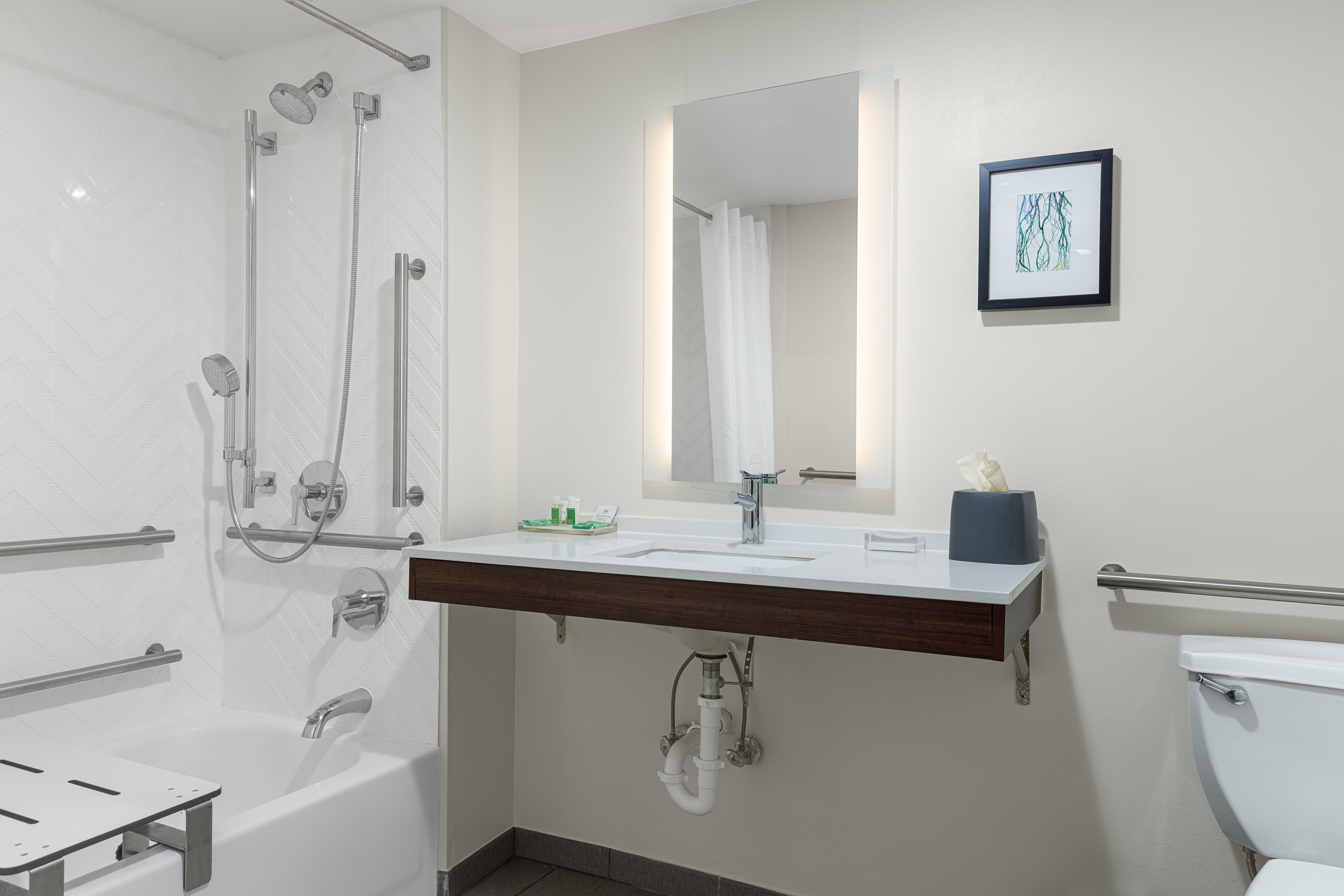 Holiday Inn Cleveland By Ihg Exterior photo