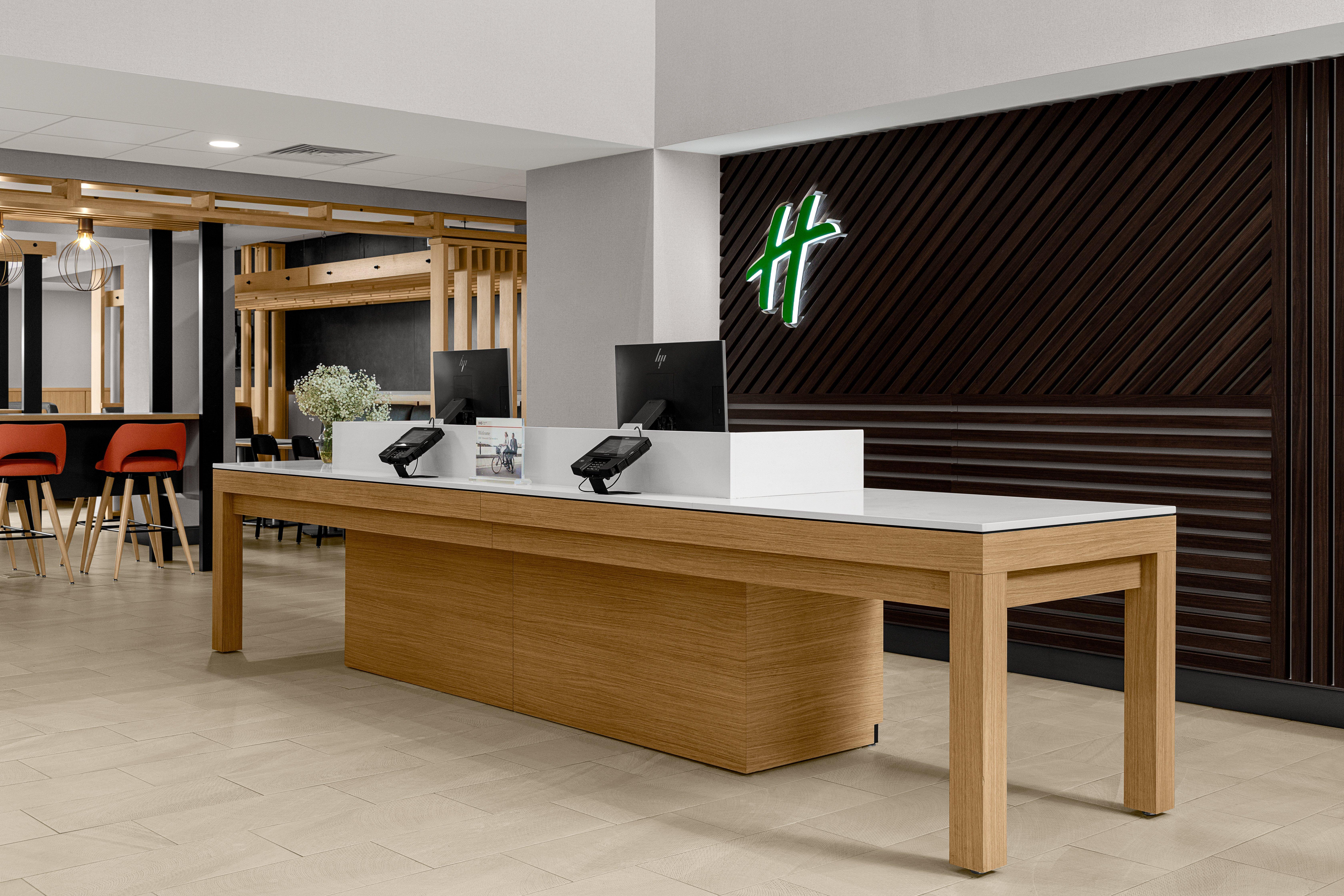 Holiday Inn Cleveland By Ihg Exterior photo