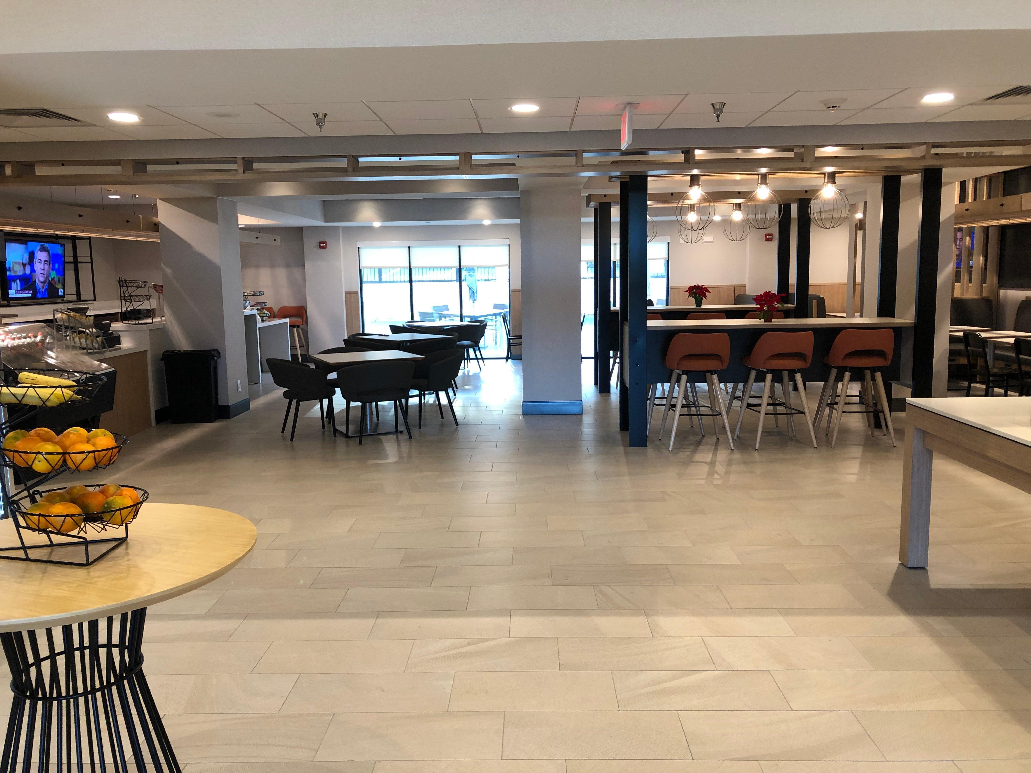 Holiday Inn Cleveland By Ihg Exterior photo